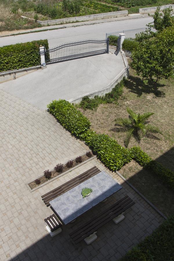 Apartment Noel Kaštela Zewnętrze zdjęcie