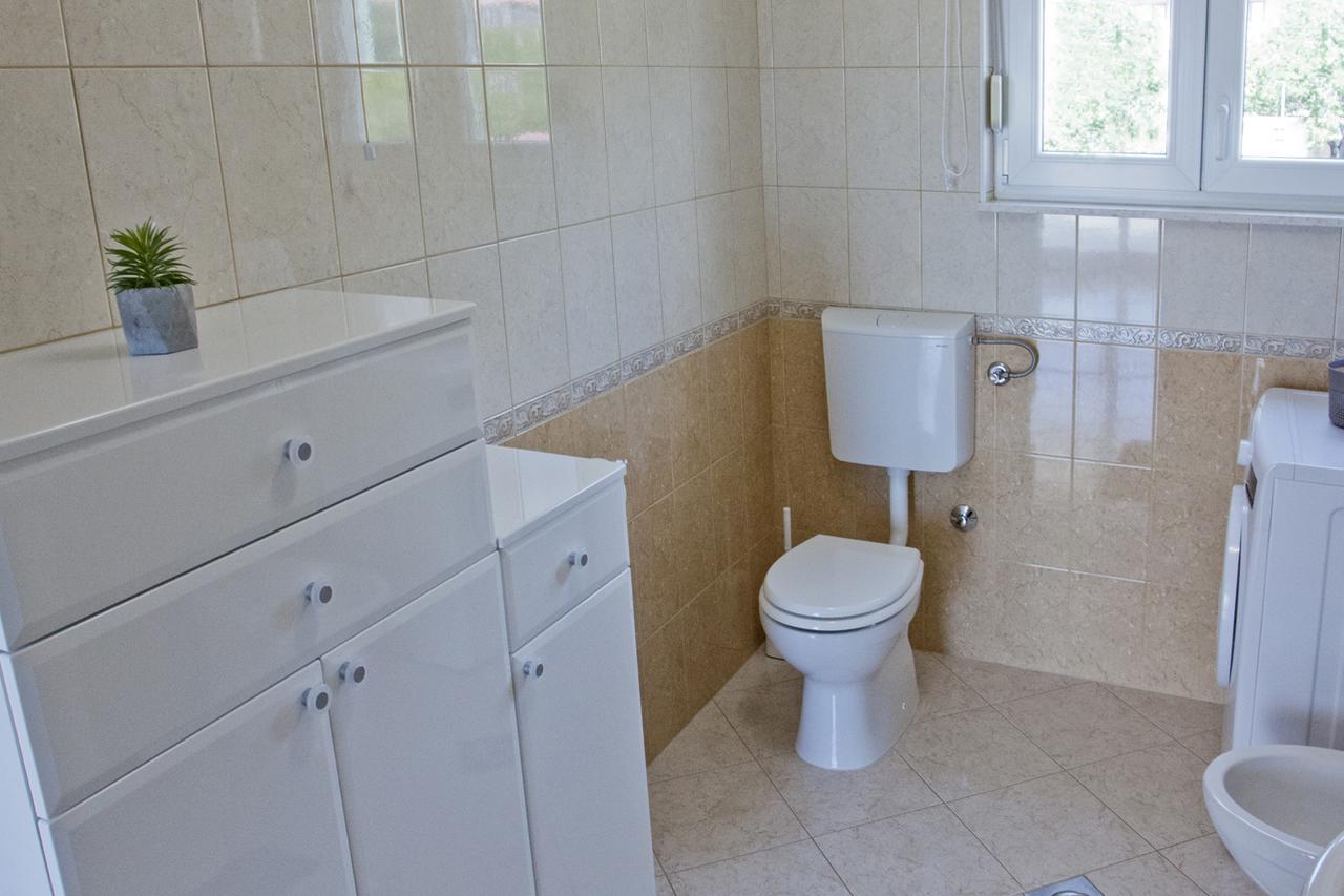 Apartment Noel Kaštela Zewnętrze zdjęcie